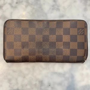 Louis Vuitton Wallet Zippy Organizer Damier